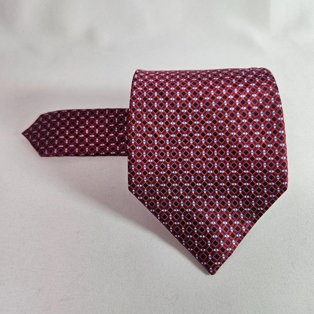 Perry Ellis Portfolio 100% Silk Tie‎ Geometric Red 3.5